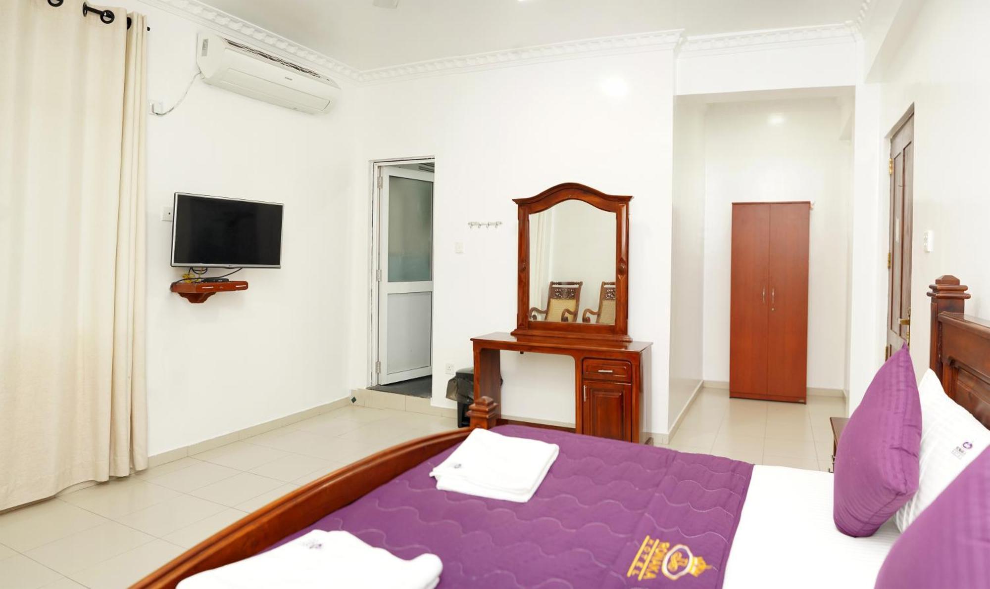 Ronaka Airport Transit Hotel Katunayaka Екстериор снимка